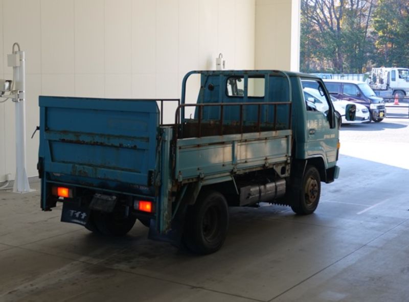  30426  TOYOTA DYNA  1994  