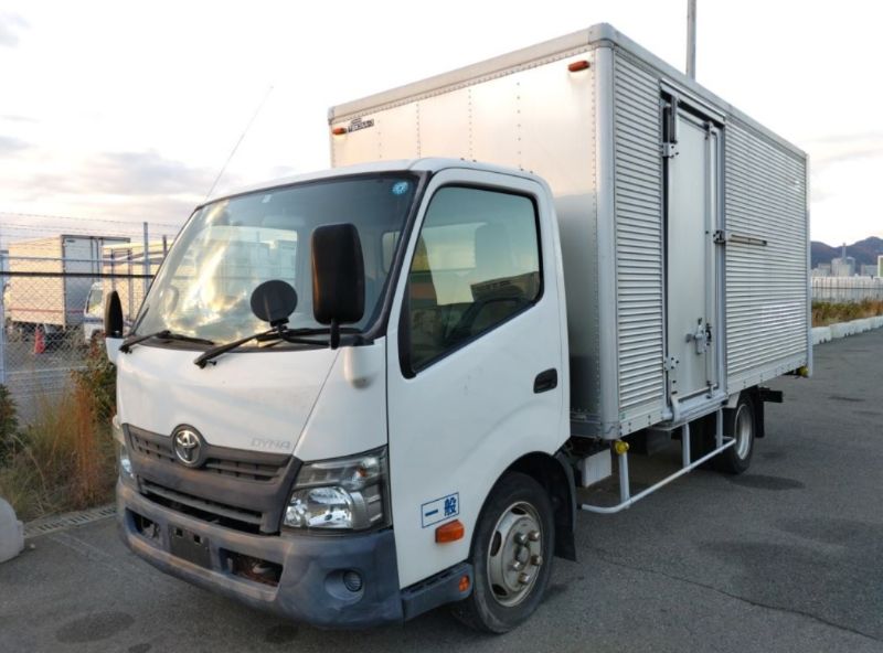  30431  TOYOTA DYNA  2015  