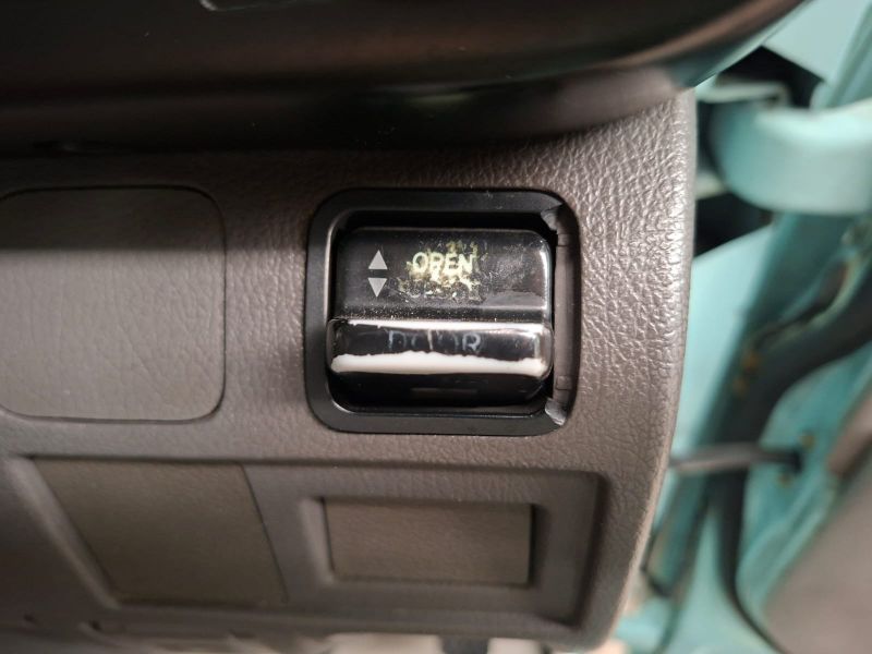  30432  HINO LIESSE BUS  2003  