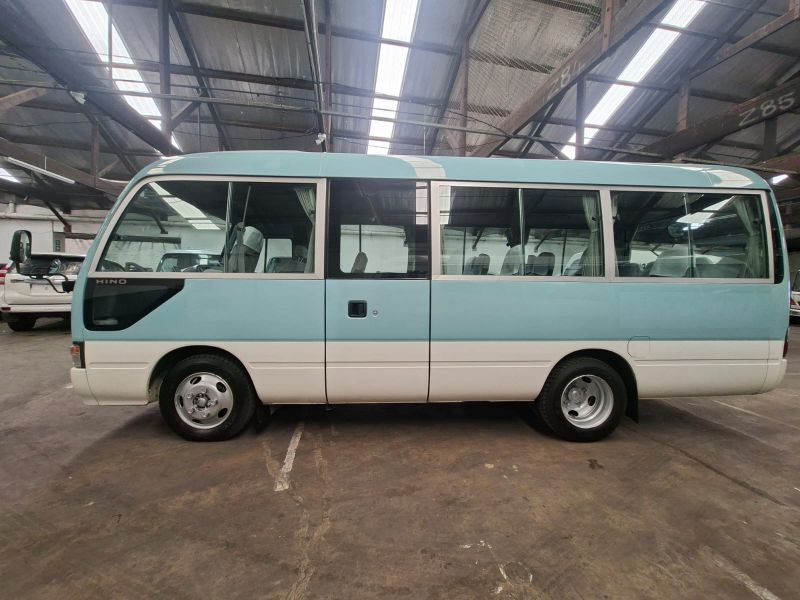  30432  HINO LIESSE BUS  2003  