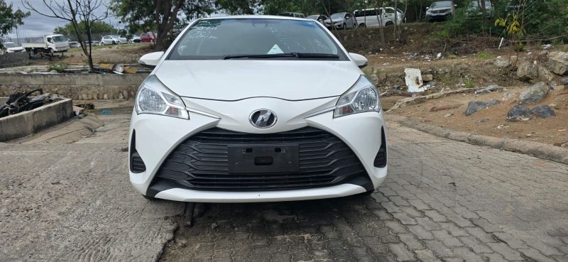  30434  TOYOTA VITZ  2017  