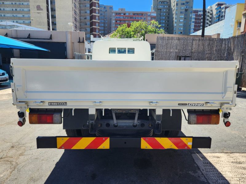  30437  TOYOTA DYNA  2014  