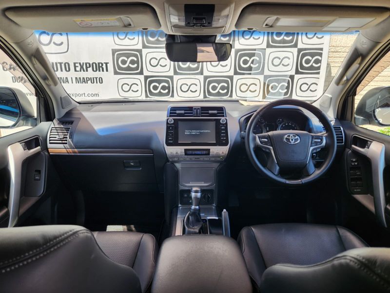  30441  TOYOTA LANDCRUISER PRADO  2017  