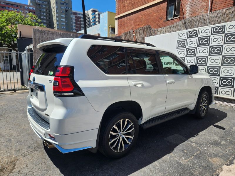  30441  TOYOTA LANDCRUISER PRADO  2017  