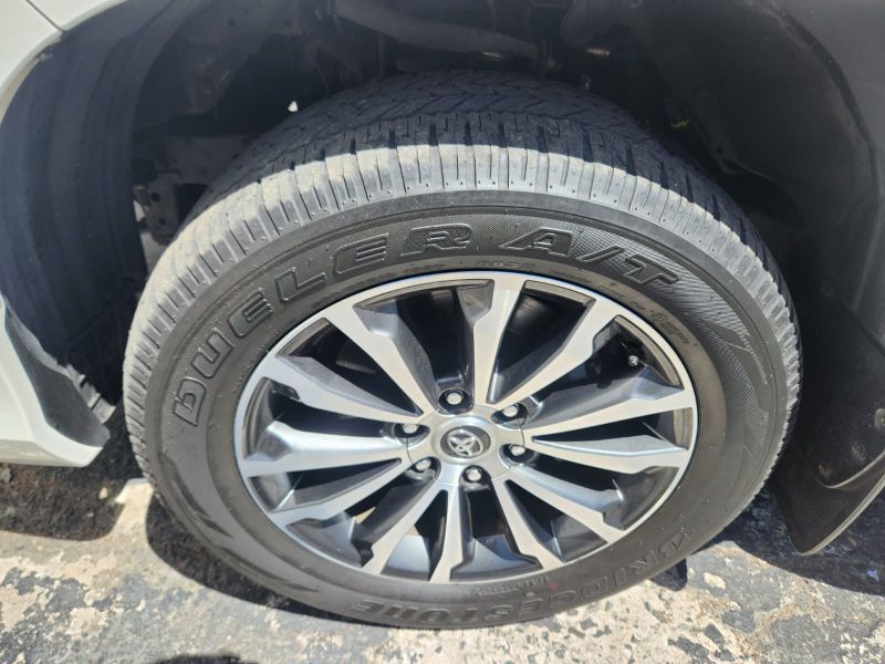  30441  TOYOTA LANDCRUISER PRADO  2017  