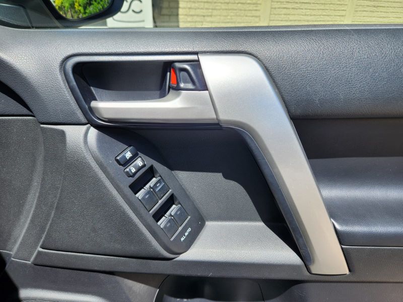  30441  TOYOTA LANDCRUISER PRADO  2017  