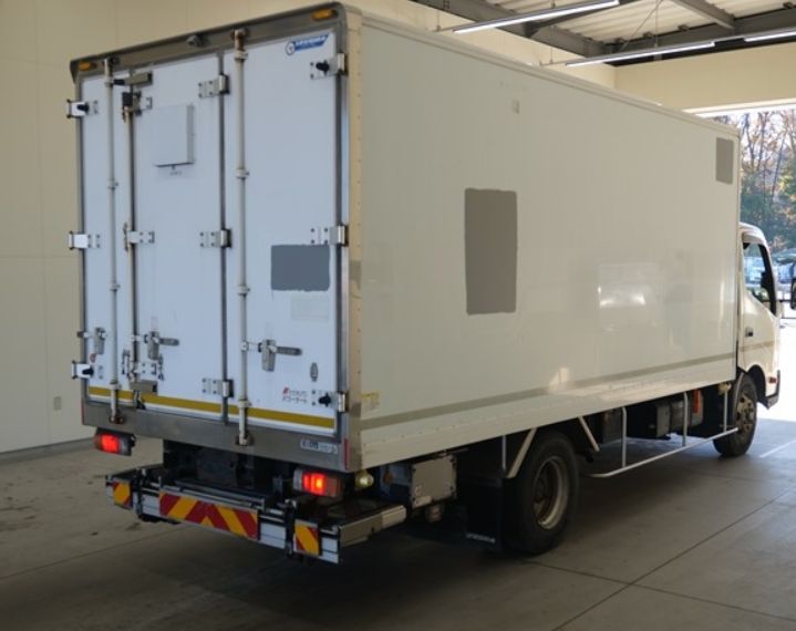  30457  HINO DUTRO  2015  