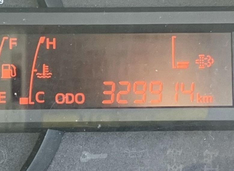  30457  HINO DUTRO  2015  