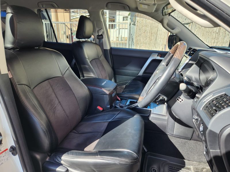  30461  TOYOTA LANDCRUISER PRADO  2018  