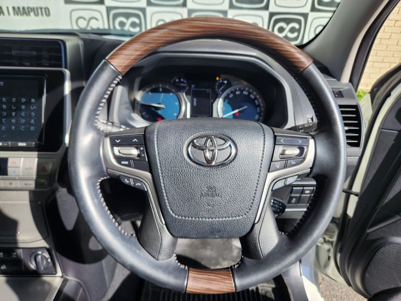  30461  TOYOTA LANDCRUISER PRADO  2018  