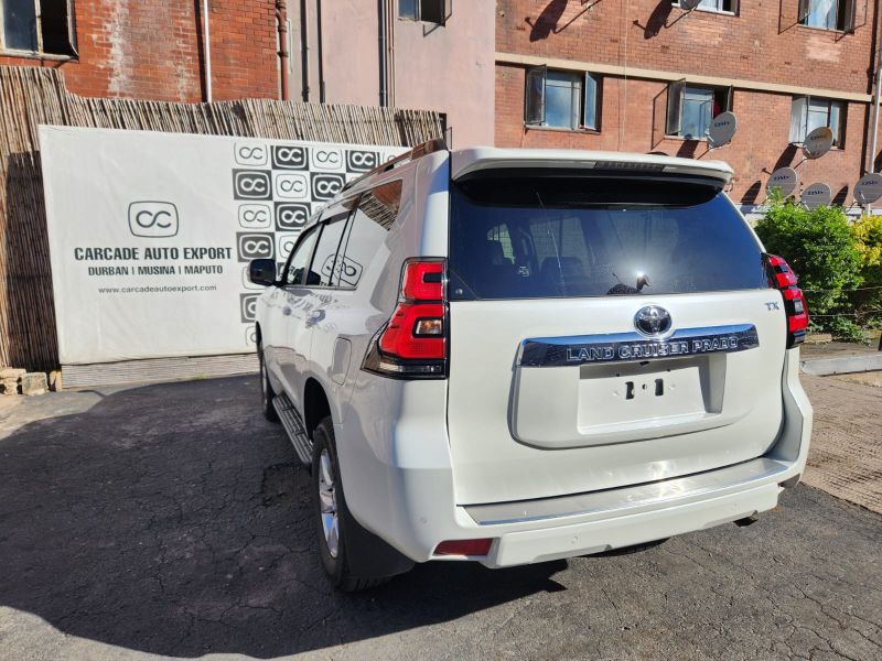  30461  TOYOTA LANDCRUISER PRADO  2018  