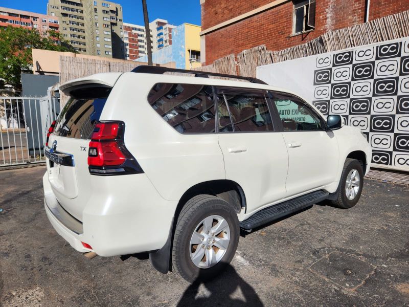  30461  TOYOTA LANDCRUISER PRADO  2018  