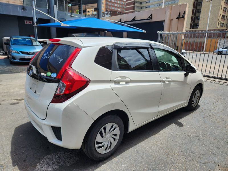  30463  HONDA FIT  2016  