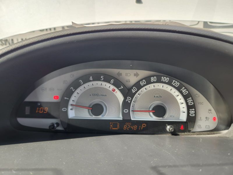  30464  TOYOTA SIENTA  2011  