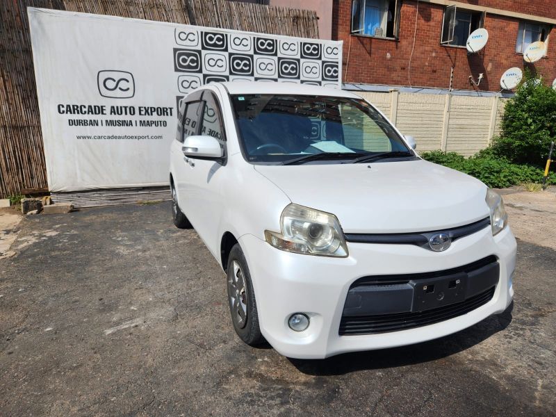  30464  TOYOTA SIENTA  2011  