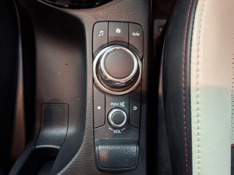  30466  MAZDA CX3  2015  