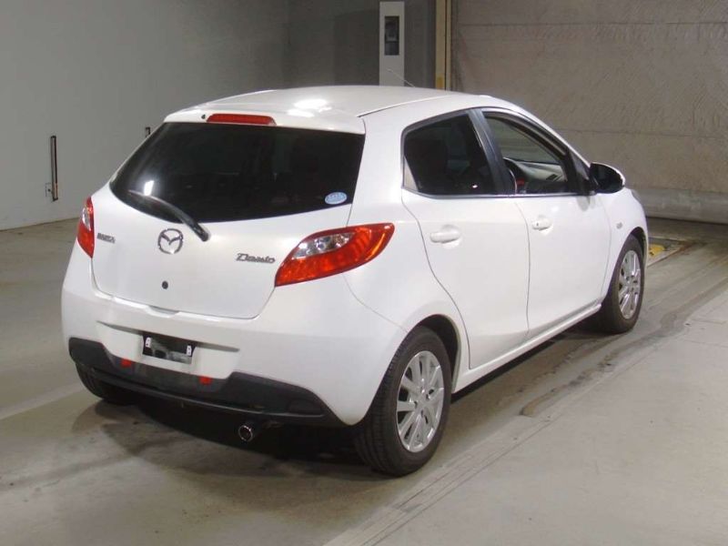  30467  MAZDA DEMIO  2009  