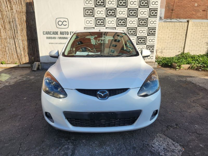  30467  MAZDA DEMIO  2009  