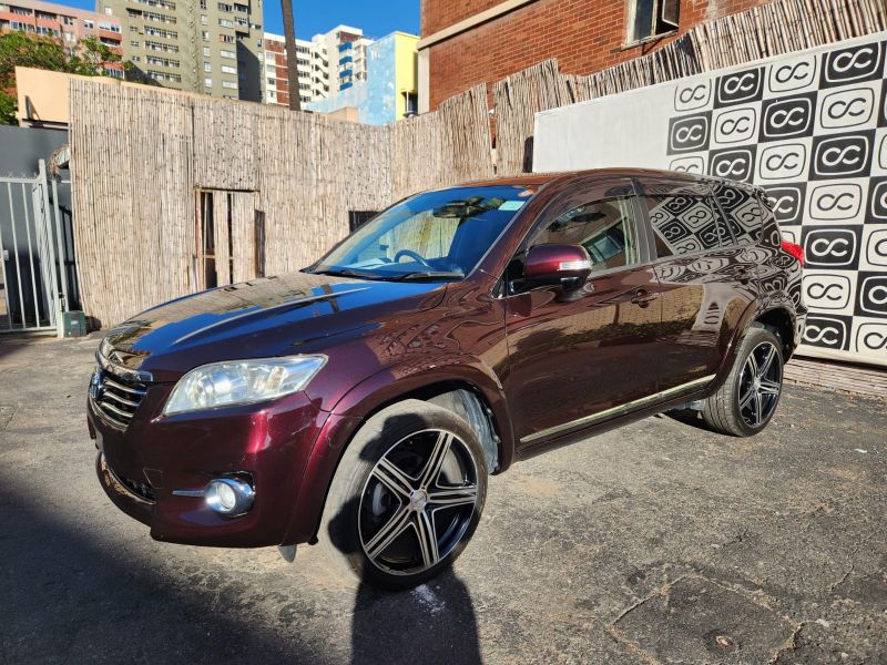  30474  TOYOTA VANGUARD  2010 