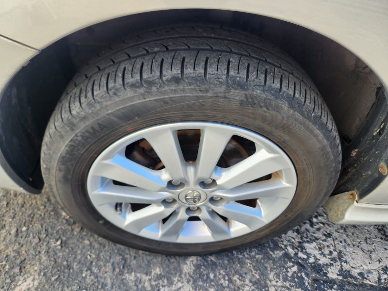  30475  TOYOTA AURIS  2007  