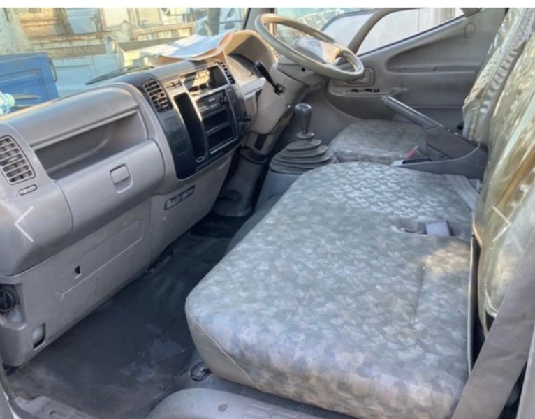  30477  HINO DUTRO  2002  