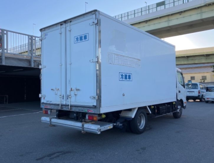  30480  HINO DUTRO  2016  