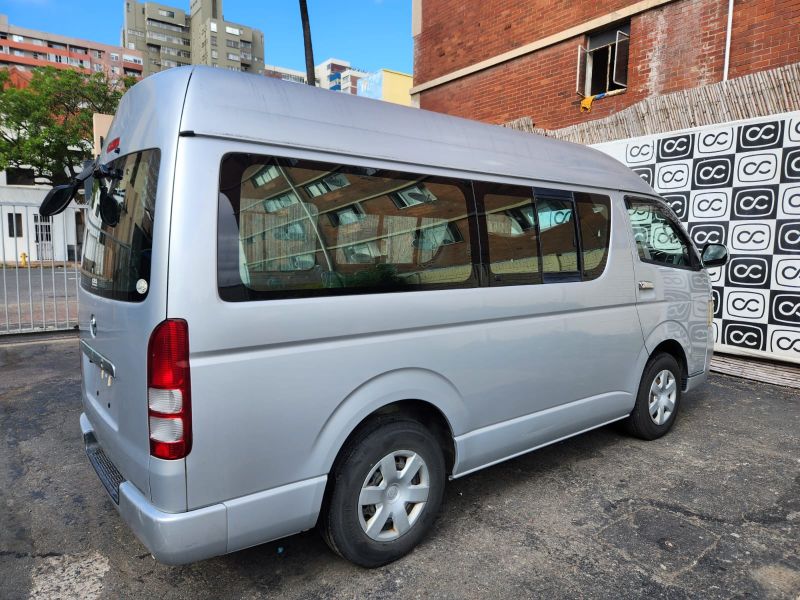  30487  TOYOTA REGIUS  2006  