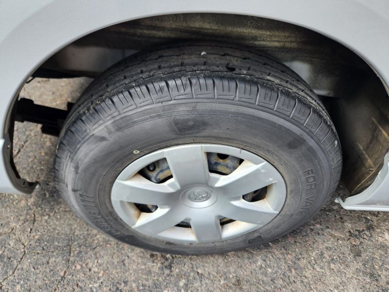  30487  TOYOTA REGIUS  2006  