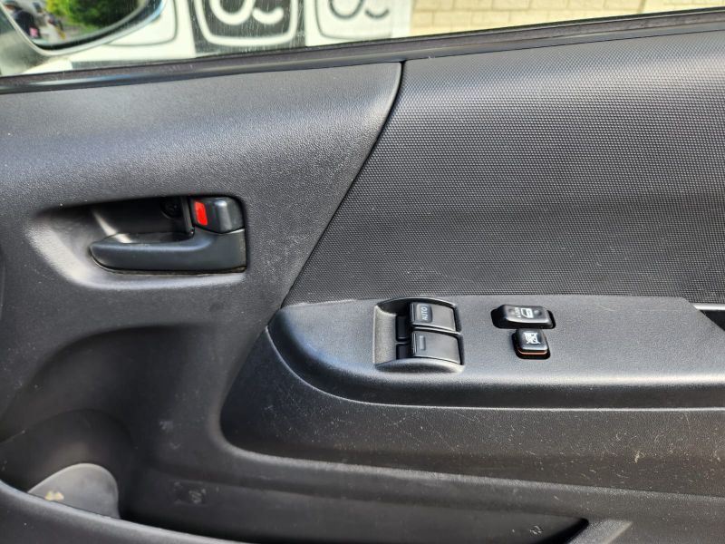  30487  TOYOTA REGIUS  2006  