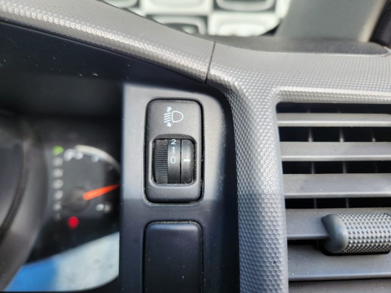  30487  TOYOTA REGIUS  2006  