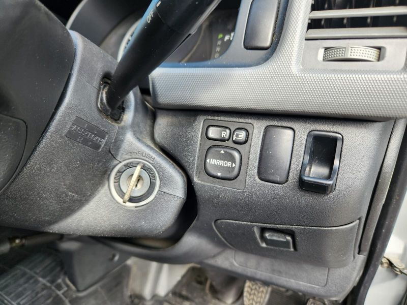  30487  TOYOTA REGIUS  2006  