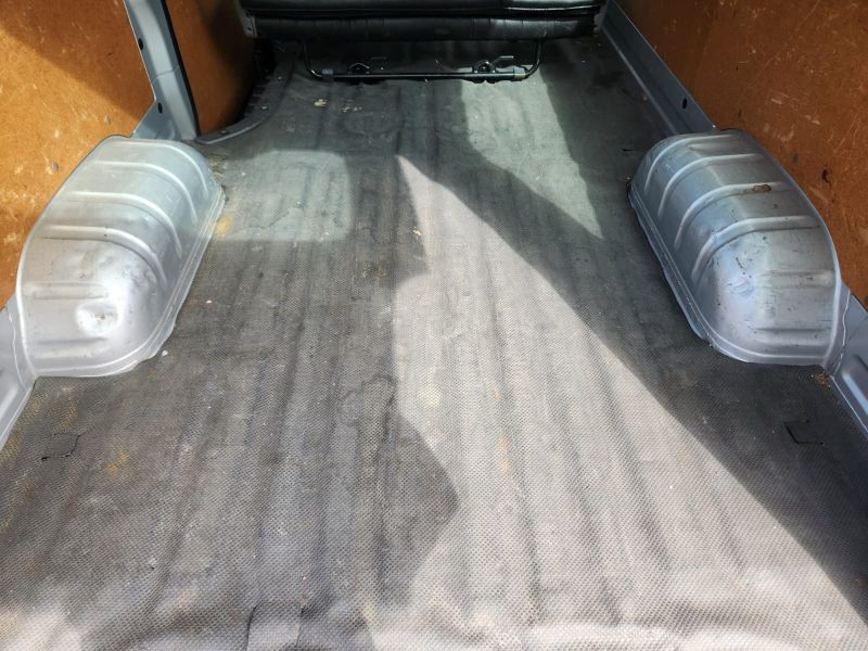  30487  TOYOTA REGIUS  2006  