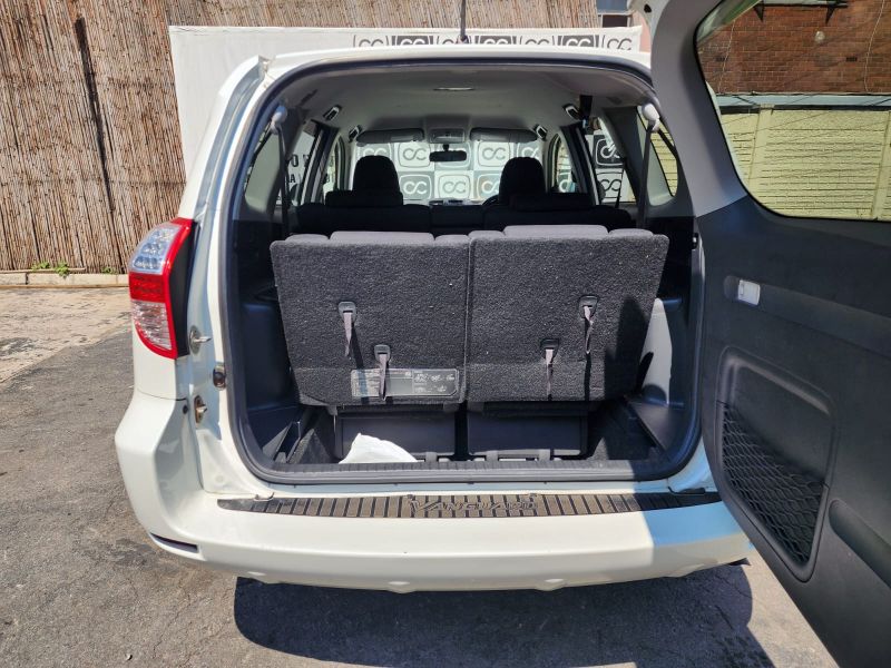  30489  TOYOTA VANGUARD  2009  