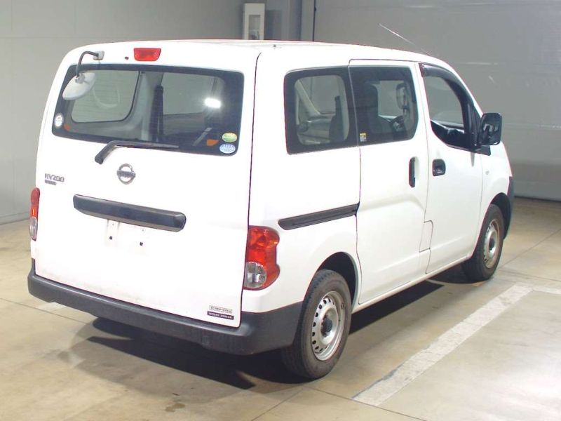  30491  NISSAN VANETTE  2017  