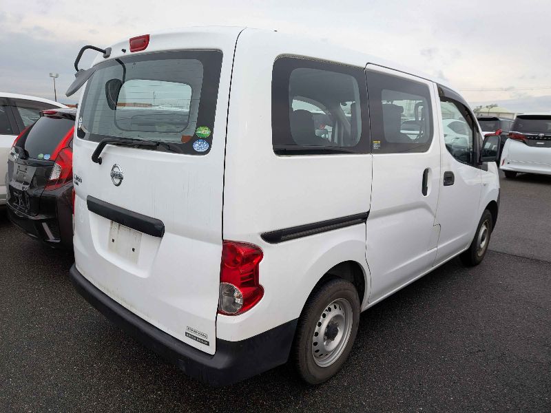  30491  NISSAN VANETTE  2017  