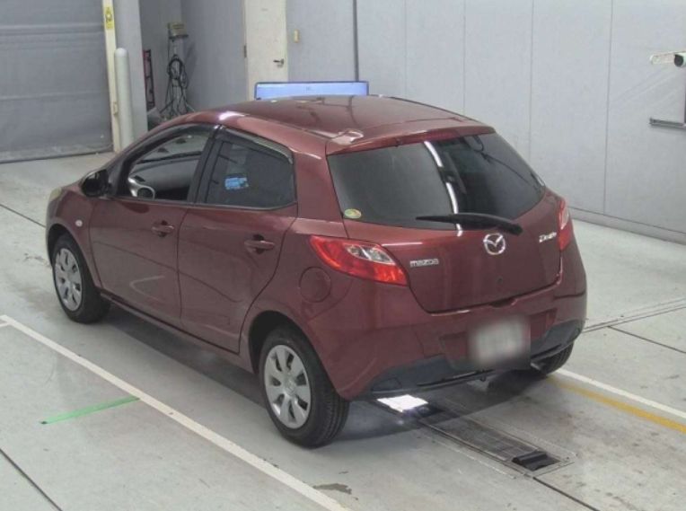  30493  MAZDA DEMIO  2011  