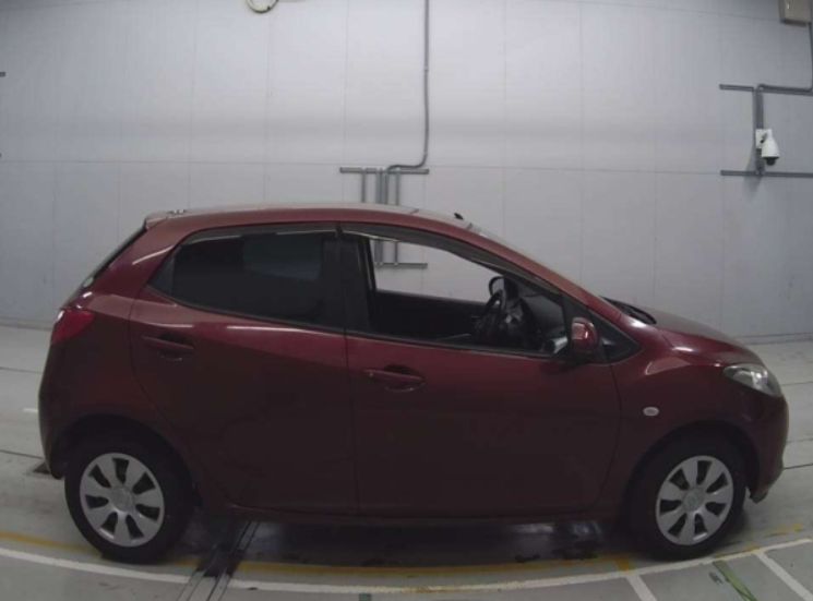  30493  MAZDA DEMIO  2011  