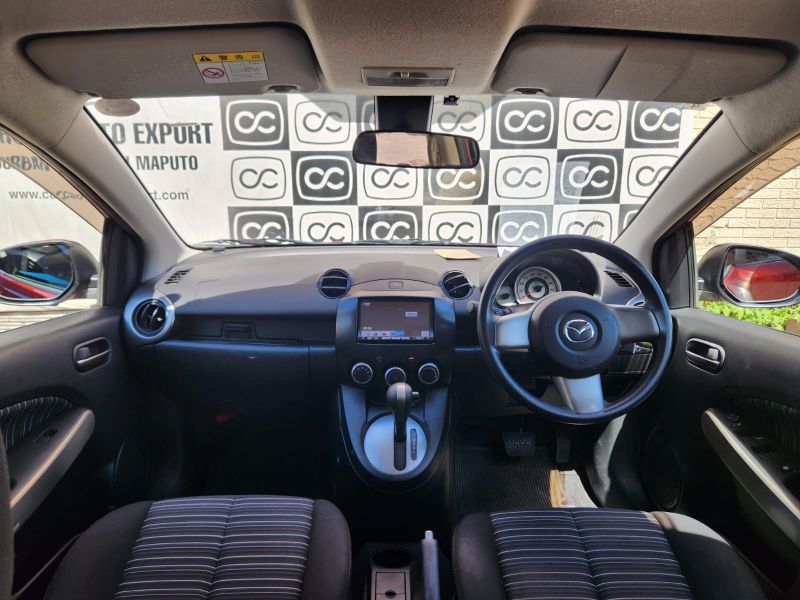  30493  MAZDA DEMIO  2011  