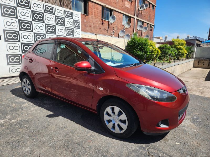  30493  MAZDA DEMIO  2011  