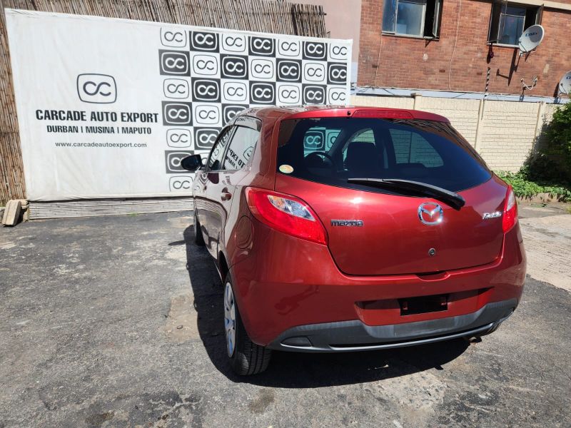  30493  MAZDA DEMIO  2011  