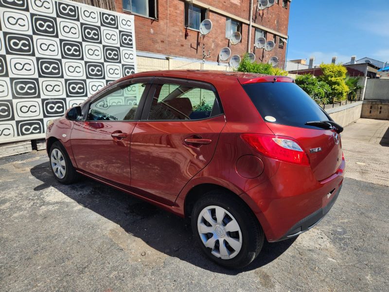  30493  MAZDA DEMIO  2011  