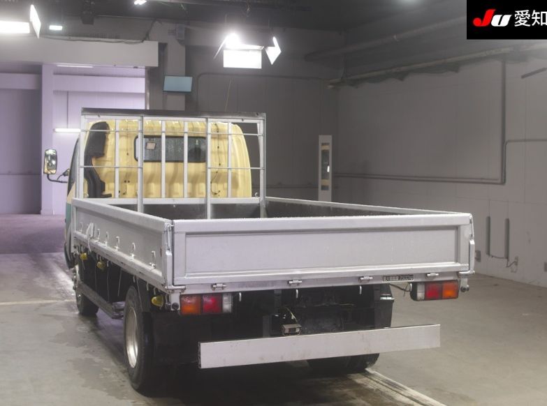  30499  HINO DUTRO  2005  