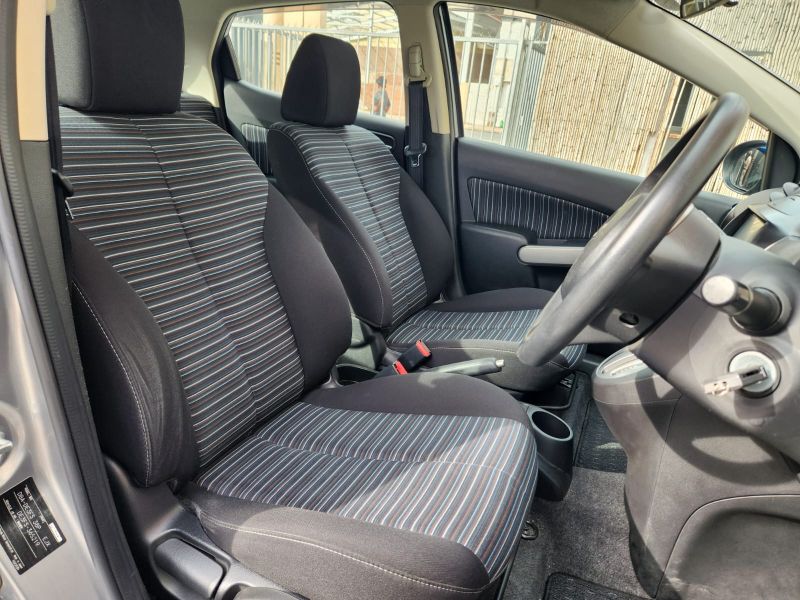  30500  MAZDA DEMIO  2011  