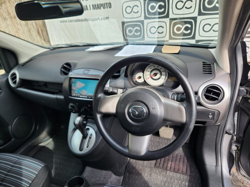  30500  MAZDA DEMIO  2011  