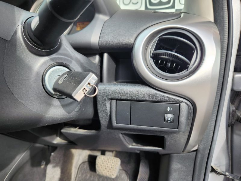  30500  MAZDA DEMIO  2011  