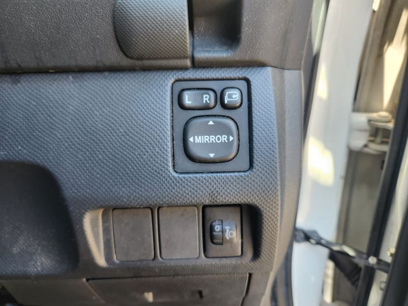  30504  TOYOTA RACTIS  2007  