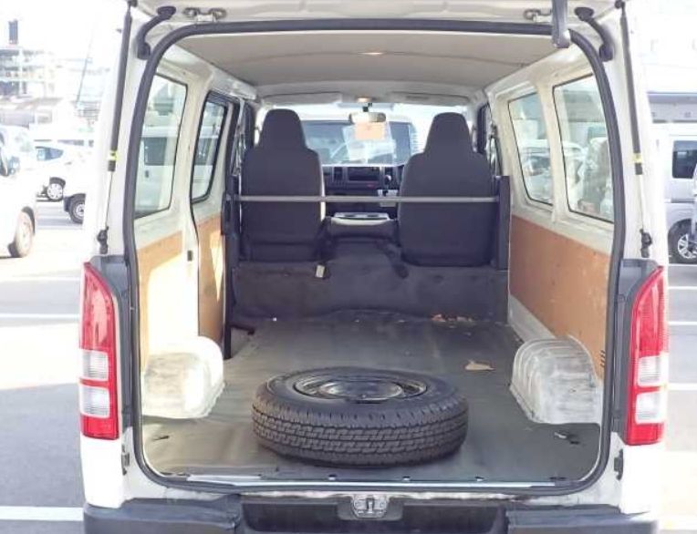  30507  TOYOTA HIACE  2016  