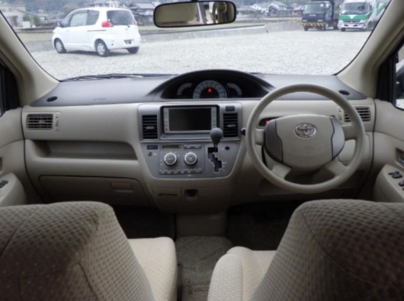  30508  TOYOTA RAUM  2008  