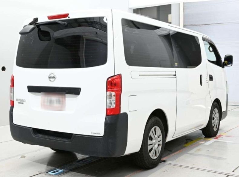  30509  NISSAN CARAVAN  2018  
