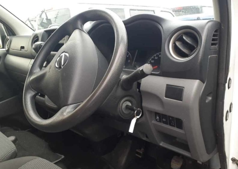  30509  NISSAN CARAVAN  2018  